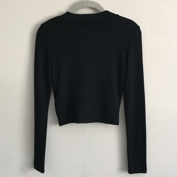 Derek Heart Front Knotted Crop Top Small - Picture 3 of 6